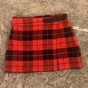 NWT !! Plaid skirt